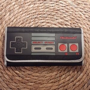 Nintendo Controller Design Trifold Wallet